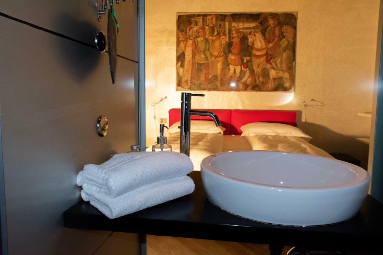 Flora Inn, Flora I - Nel Cuore Di Bergamo Alta Buitenkant foto