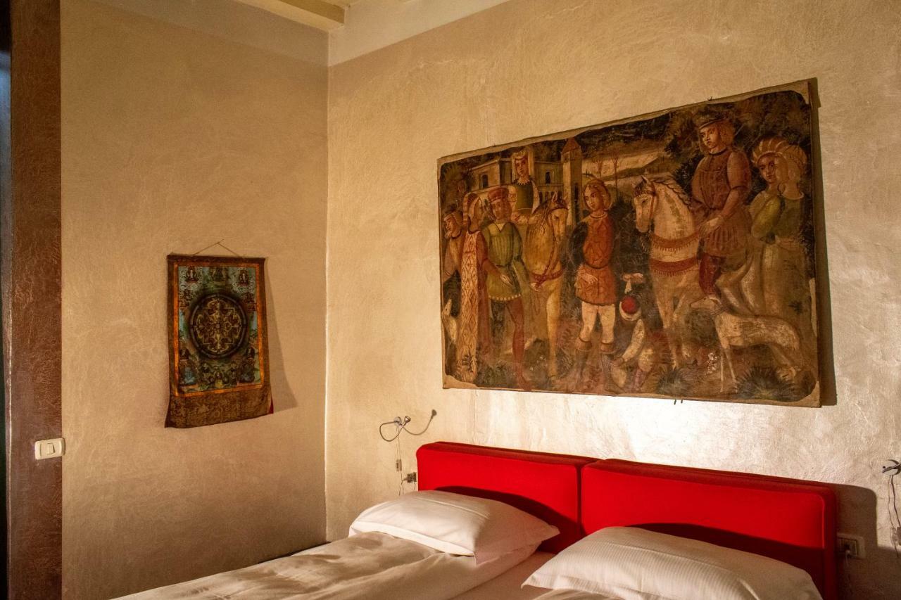 Flora Inn, Flora I - Nel Cuore Di Bergamo Alta Buitenkant foto